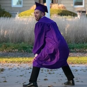 Meet your Posher, Tucker